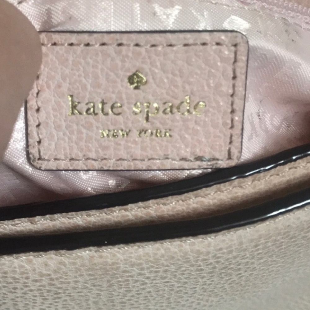 Kate Spade Purse - Picture 3 of 8
